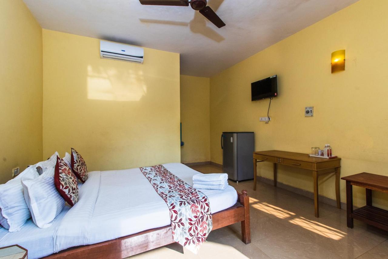 Larios Beach Holidays Resort Baga Dış mekan fotoğraf