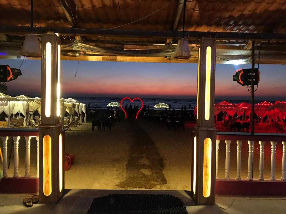 Larios Beach Holidays Resort Baga Dış mekan fotoğraf