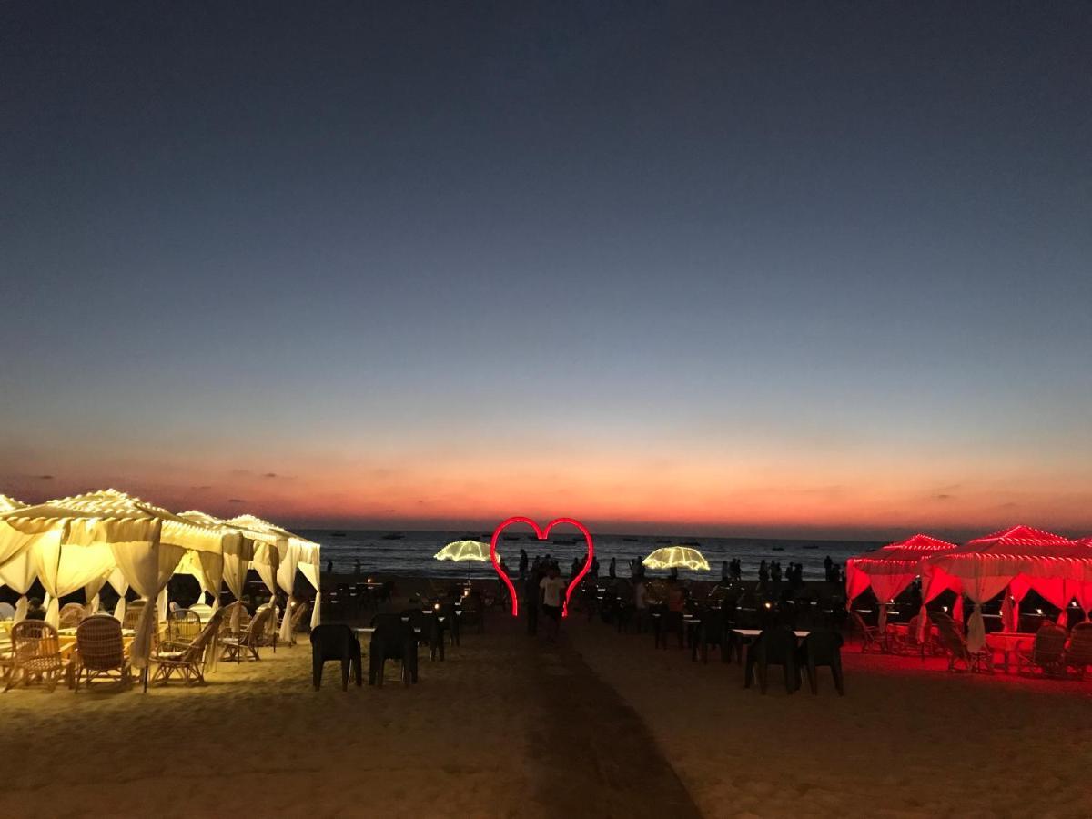 Larios Beach Holidays Resort Baga Dış mekan fotoğraf
