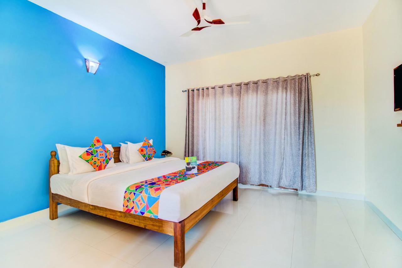 Larios Beach Holidays Resort Baga Dış mekan fotoğraf