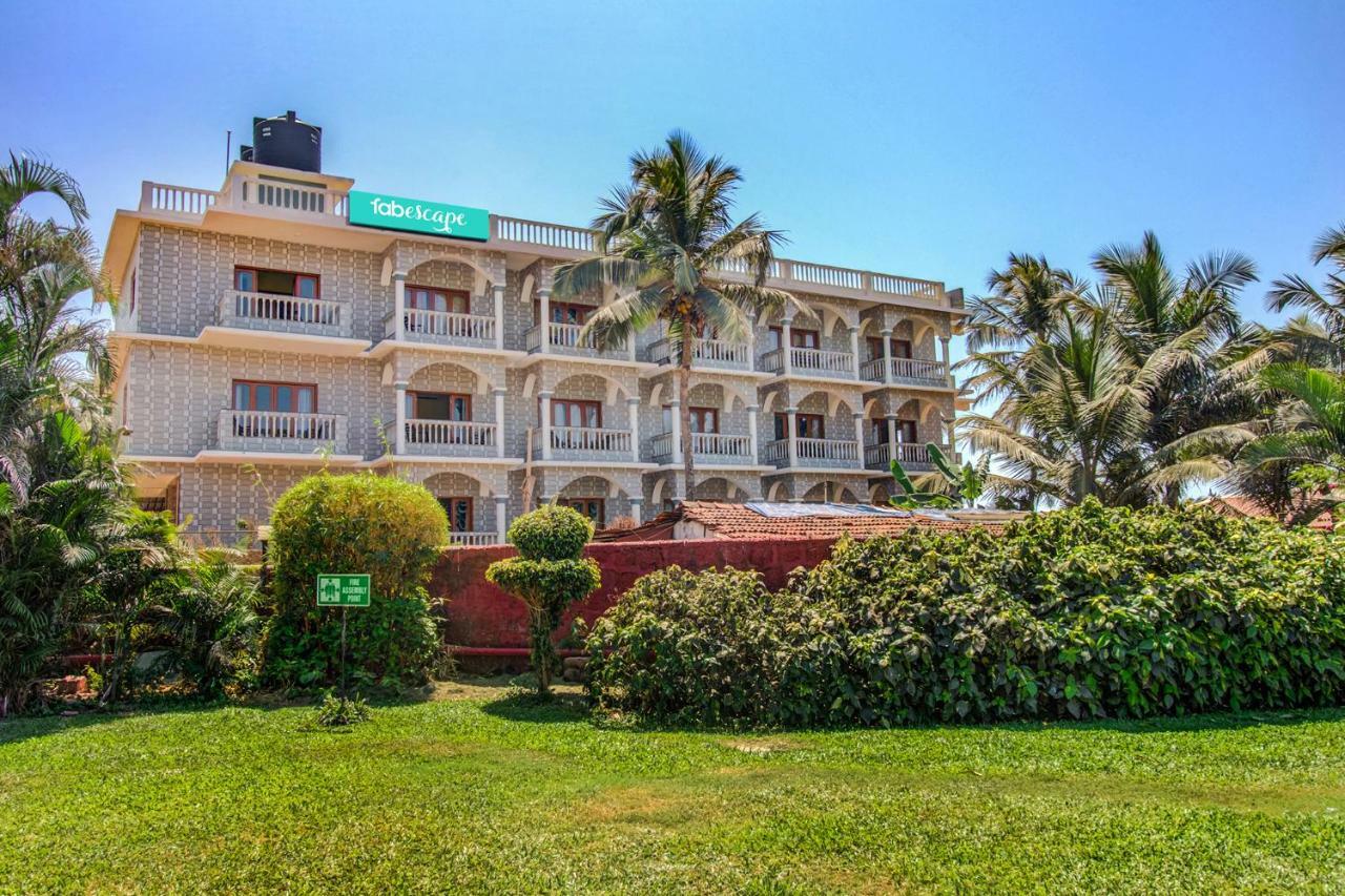 Larios Beach Holidays Resort Baga Dış mekan fotoğraf