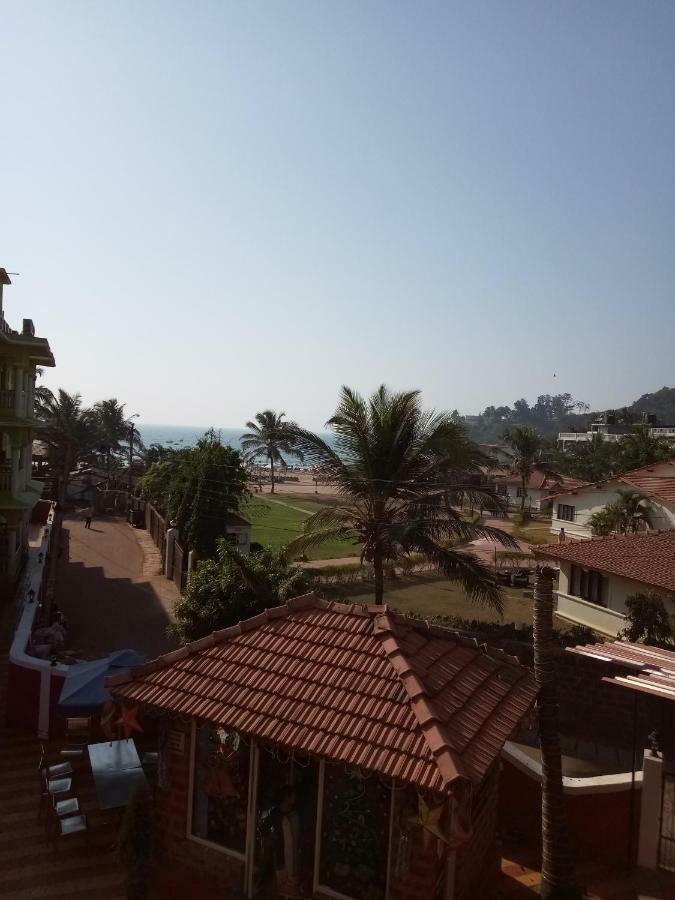 Larios Beach Holidays Resort Baga Dış mekan fotoğraf